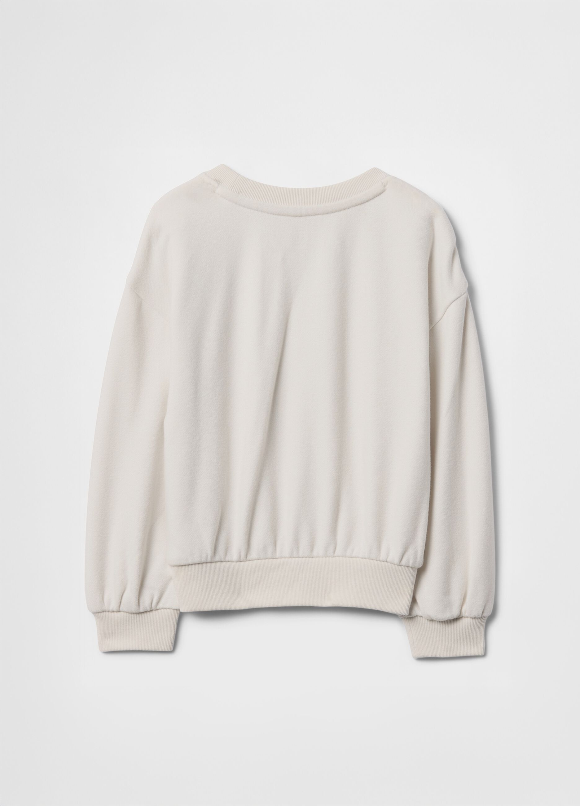 White sweatshirt with GAP Kids logo