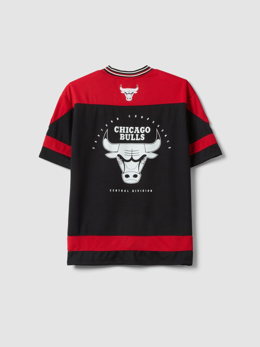 Black and red Chicago Bulls logo T-shirt for kids_4