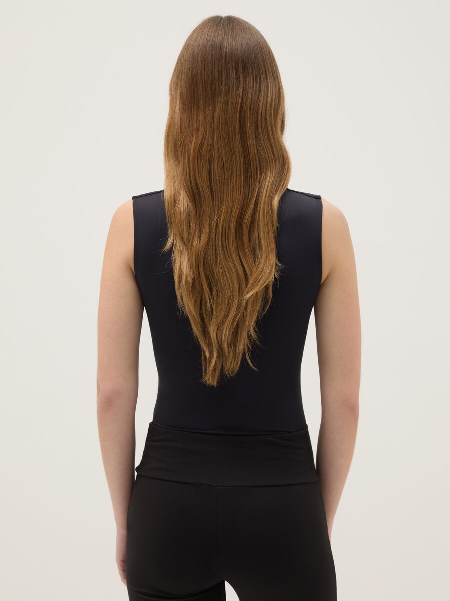 Black Slim Fit Bodysuit with Square Neckline_3