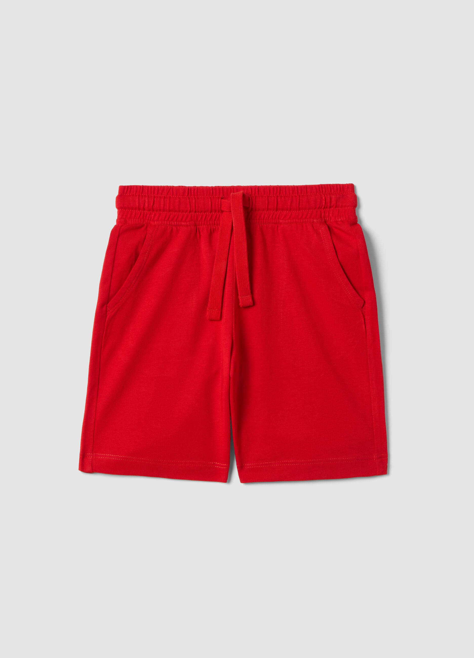 Boys&rsquo; red pure cotton shorts, regular fit