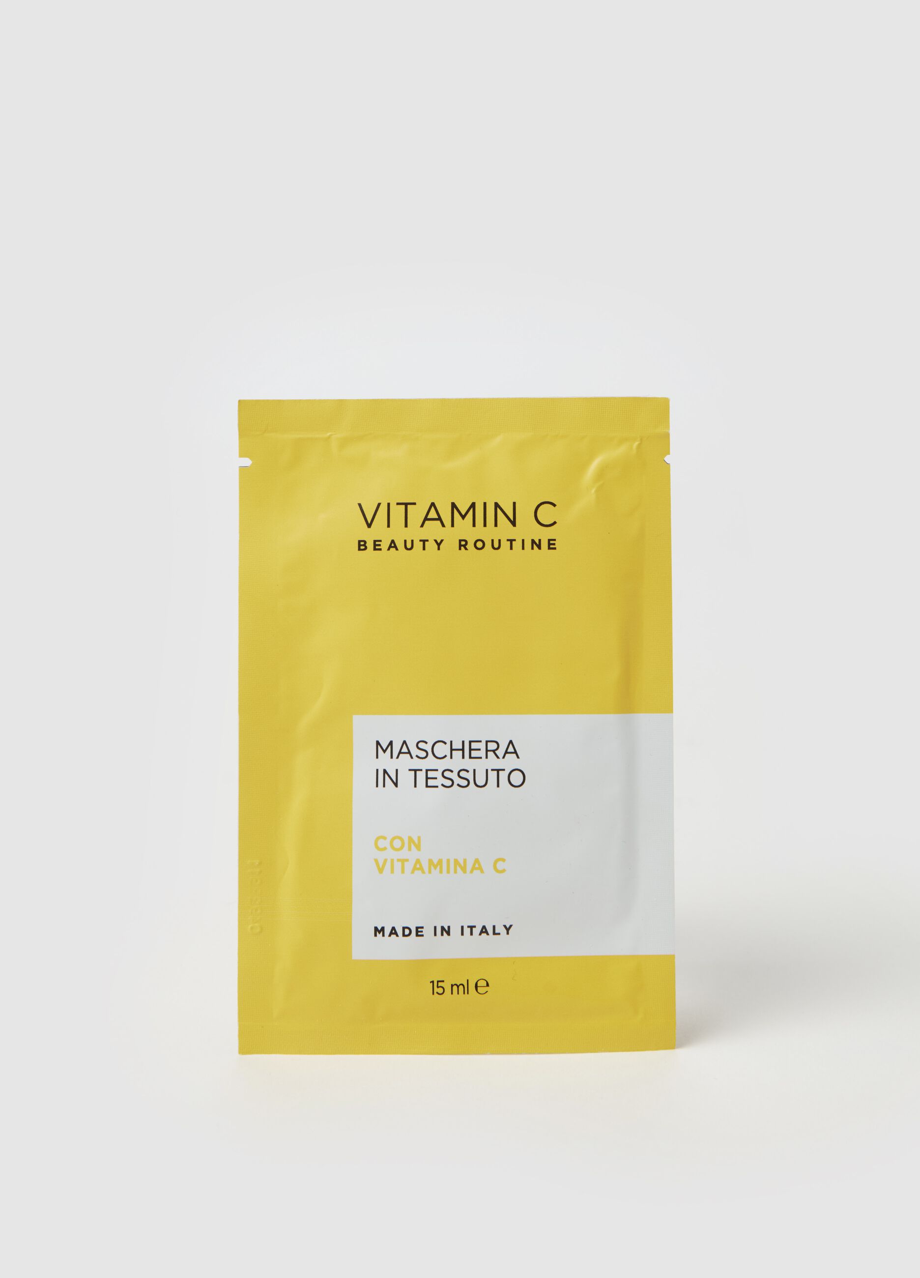 Fabric mask with vitamin C