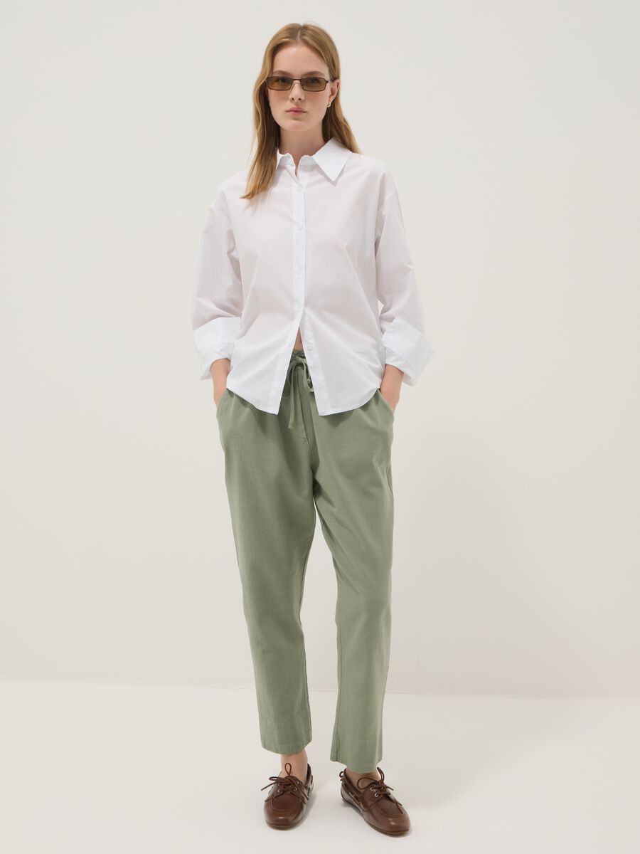 Green linen-cotton blend trousers with elasticated waist_0