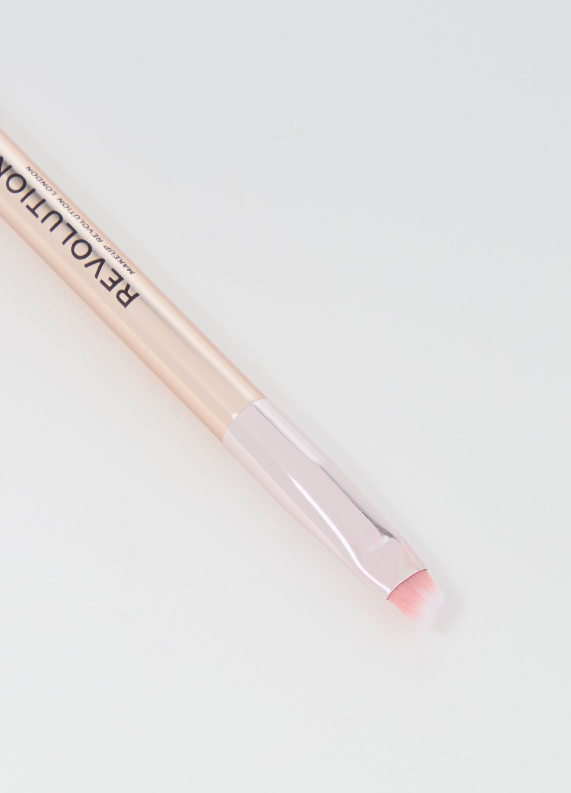 Create Define & Fill eyebrow brush R1