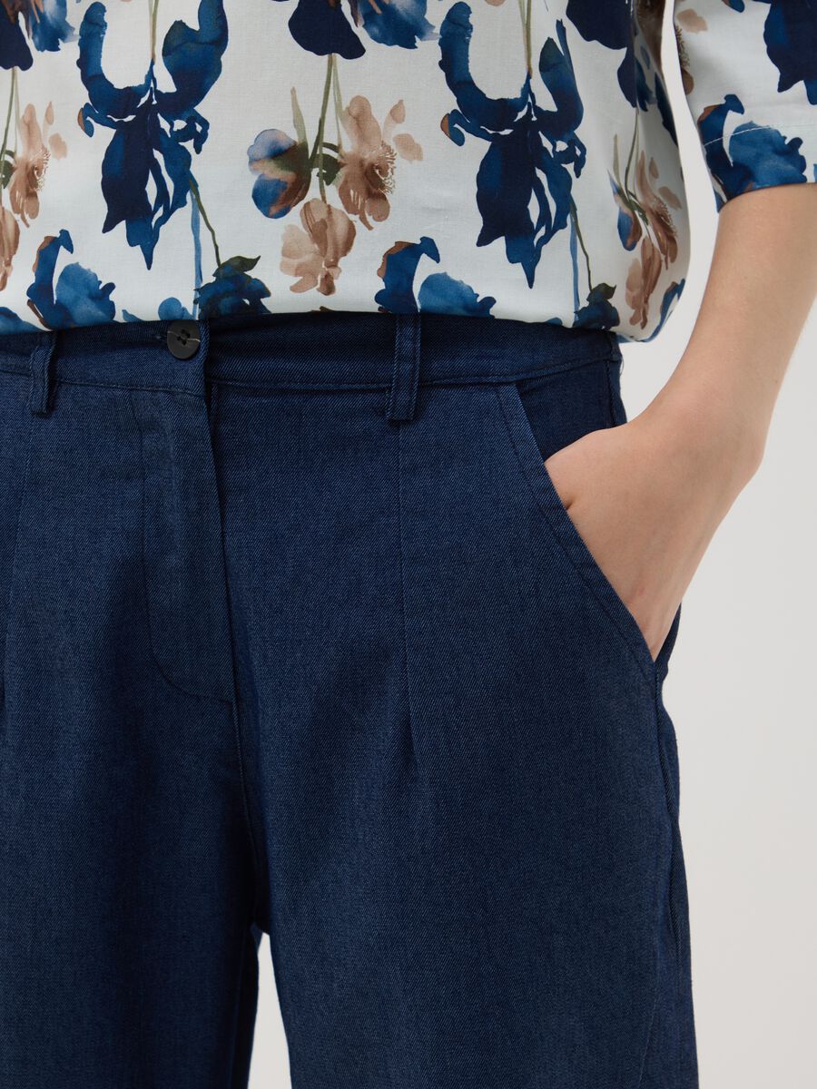 Blue regular-fit stretch cotton trousers_3