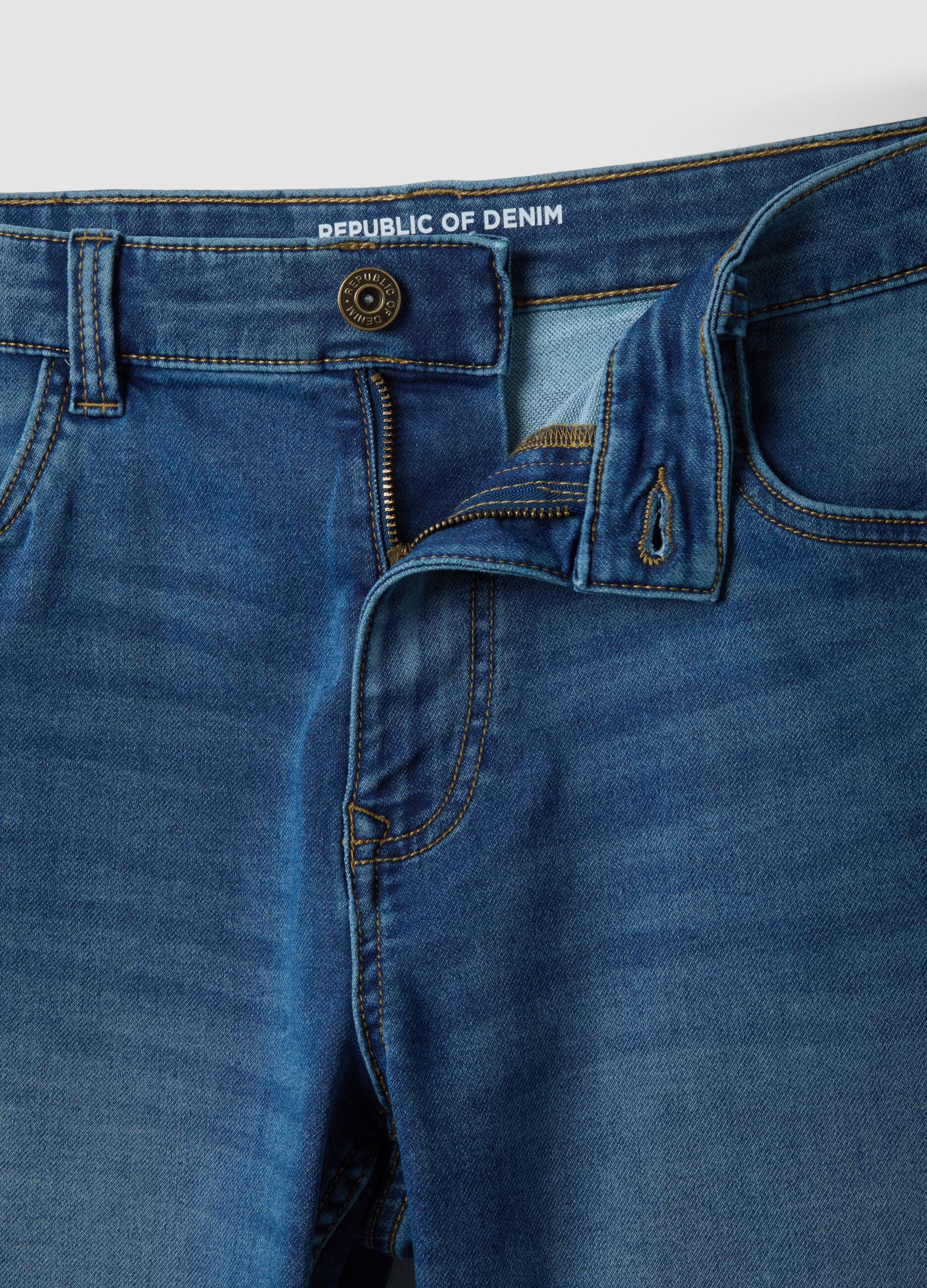 Blue stretch cotton-blend denim shorts, regular fit