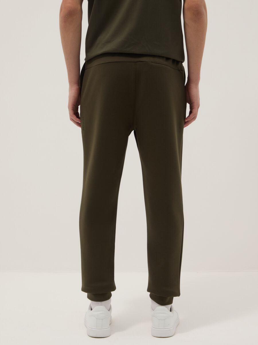 Brown cotton blend regular fit jogger trousers_2