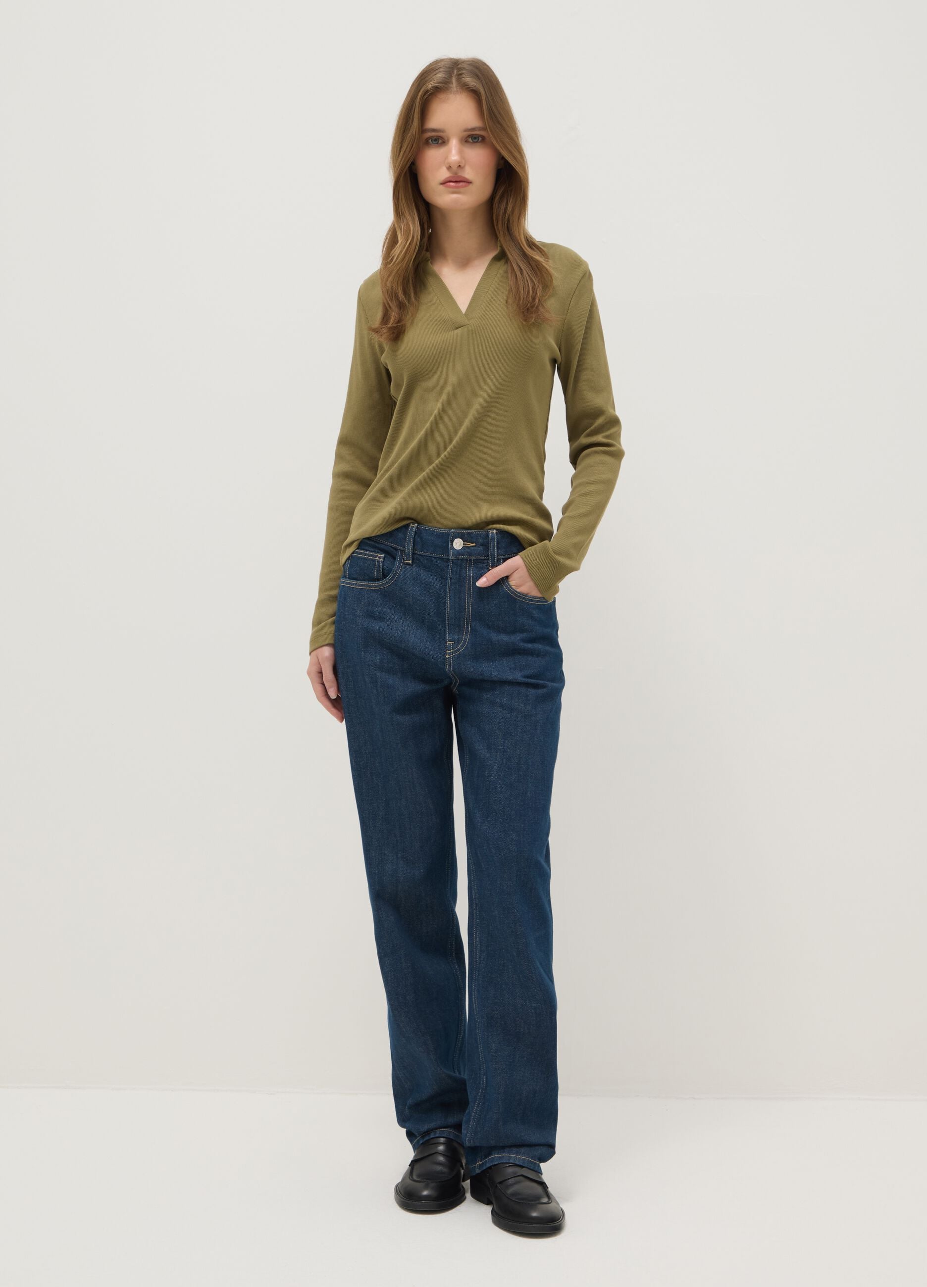 Green long-sleeve polo with V-neck in pure cotton regular fit