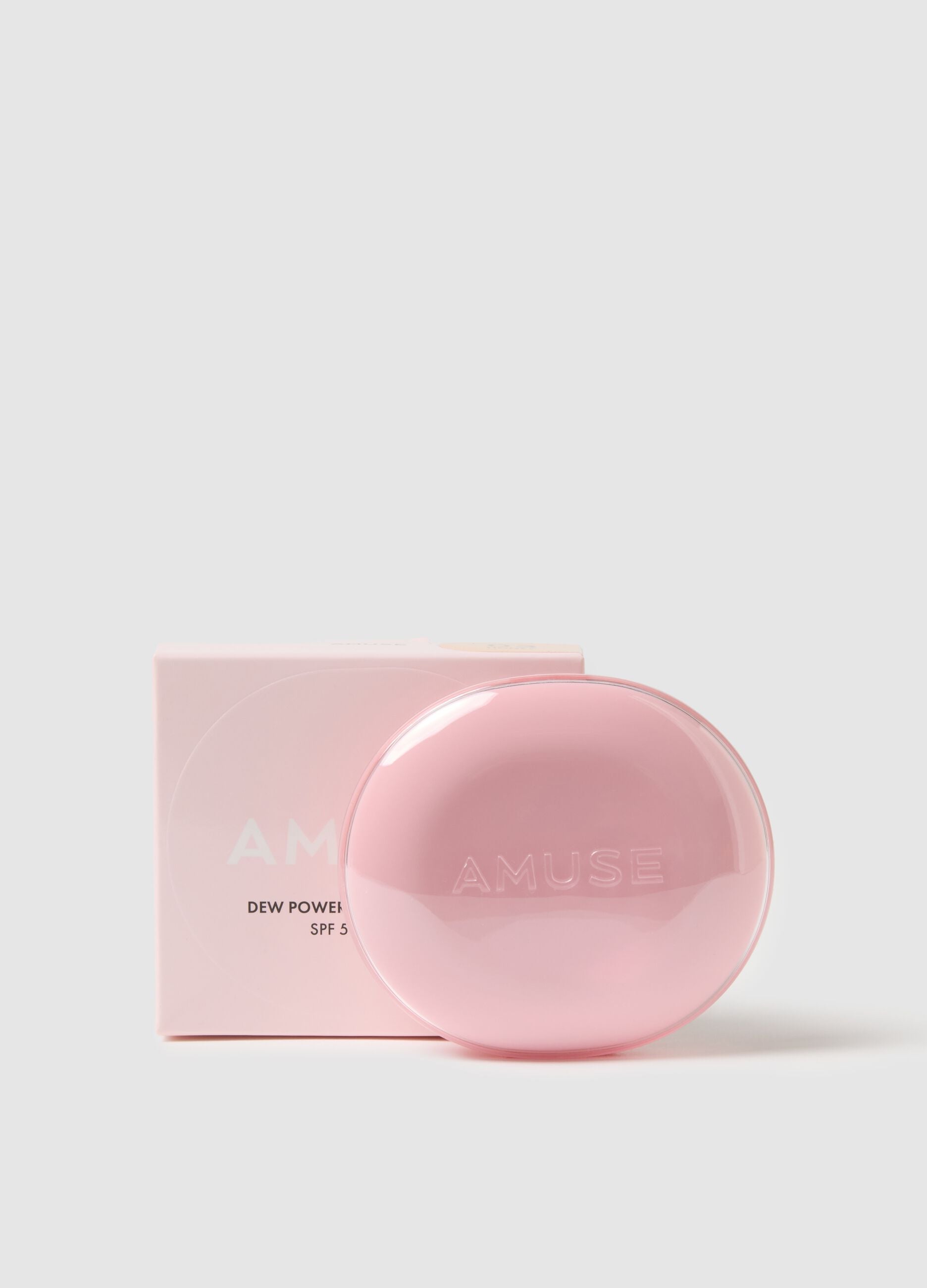 Dewy skin effect cushion foundation. Provides healthy, flawless, and radiant skin for 24 hours!