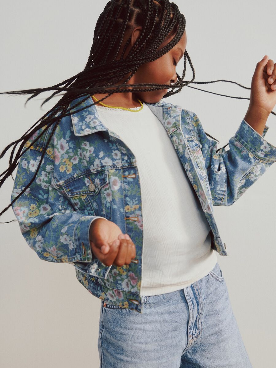 Multicolour Denim Jacket with Flowers_3