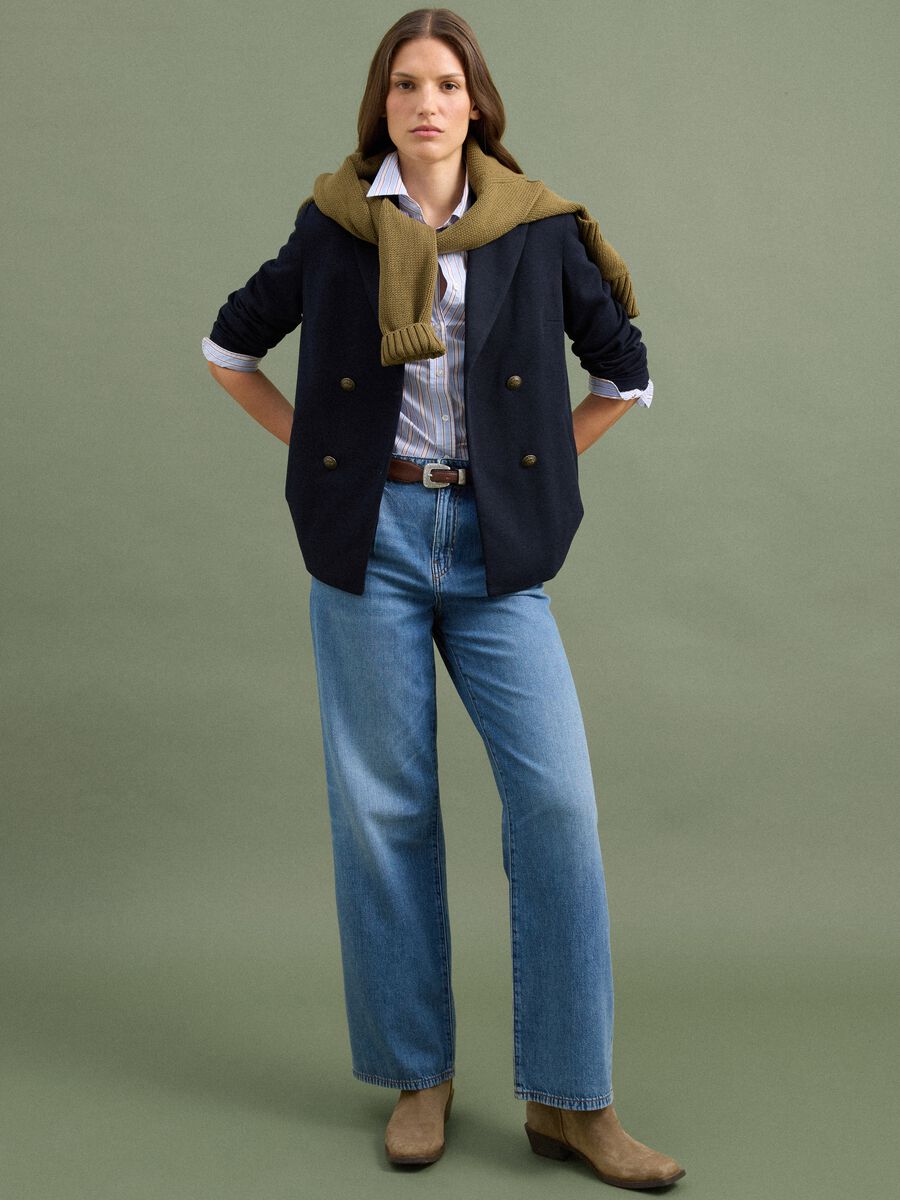 Navy regular-fit double-breasted blazer with classic lapels_1