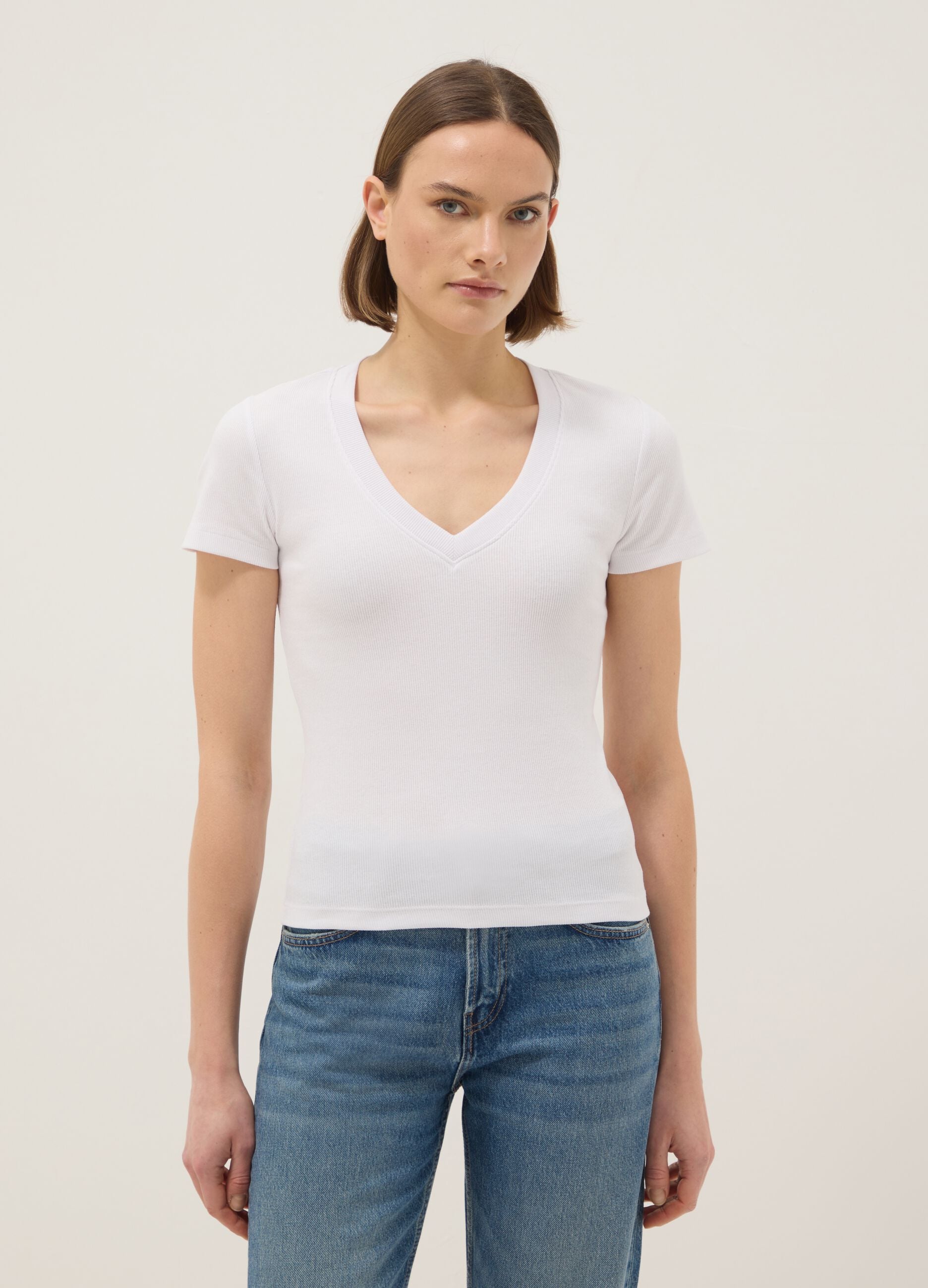 White regular fit deep V stretch cotton T-shirt