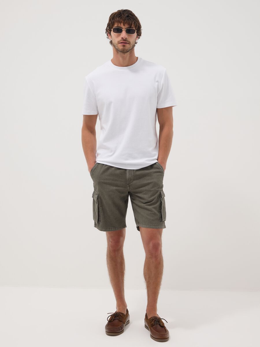 Green linen-blend cargo bermuda shorts_0