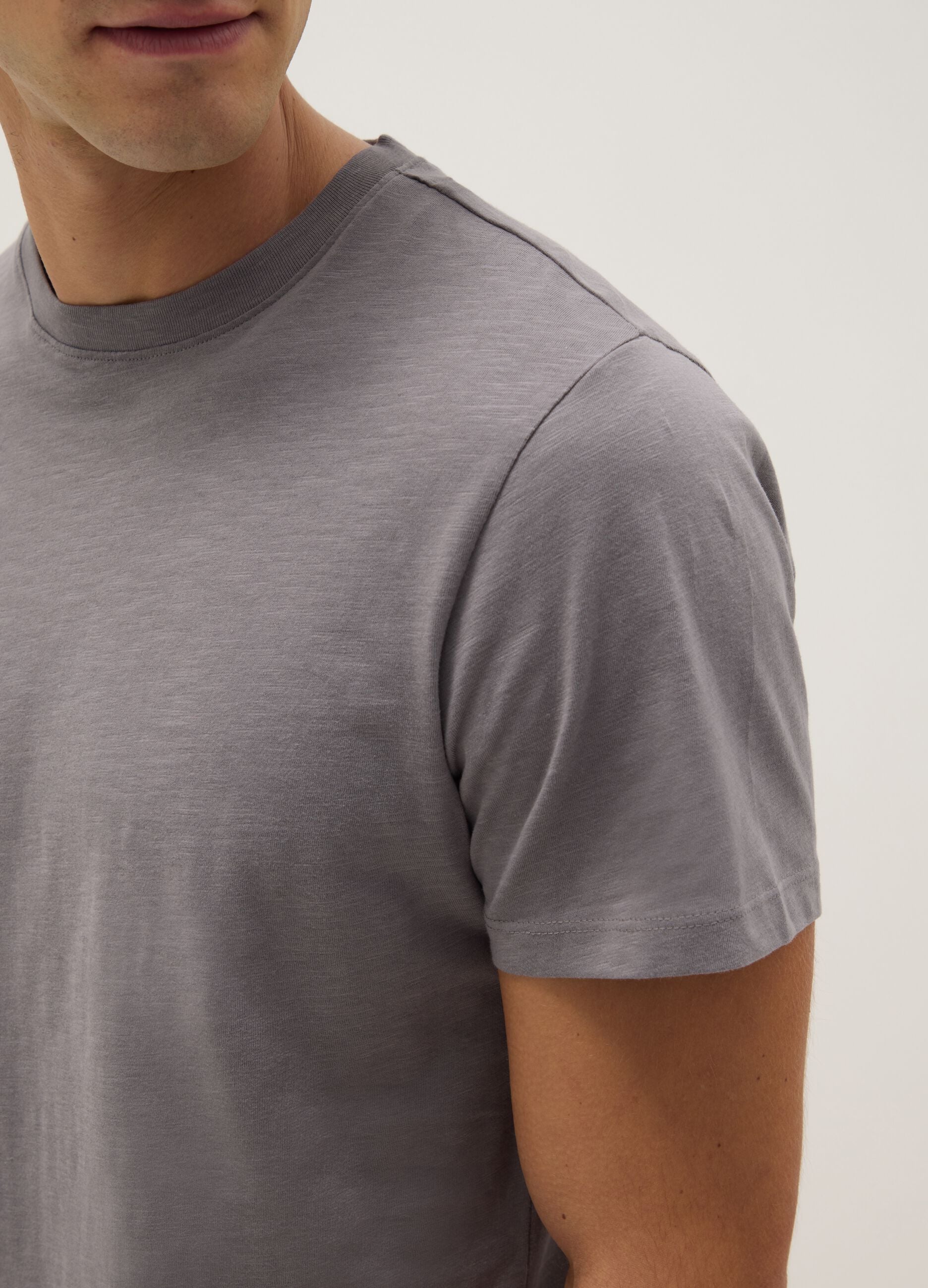 Grey regular fit pure cotton t-shirt