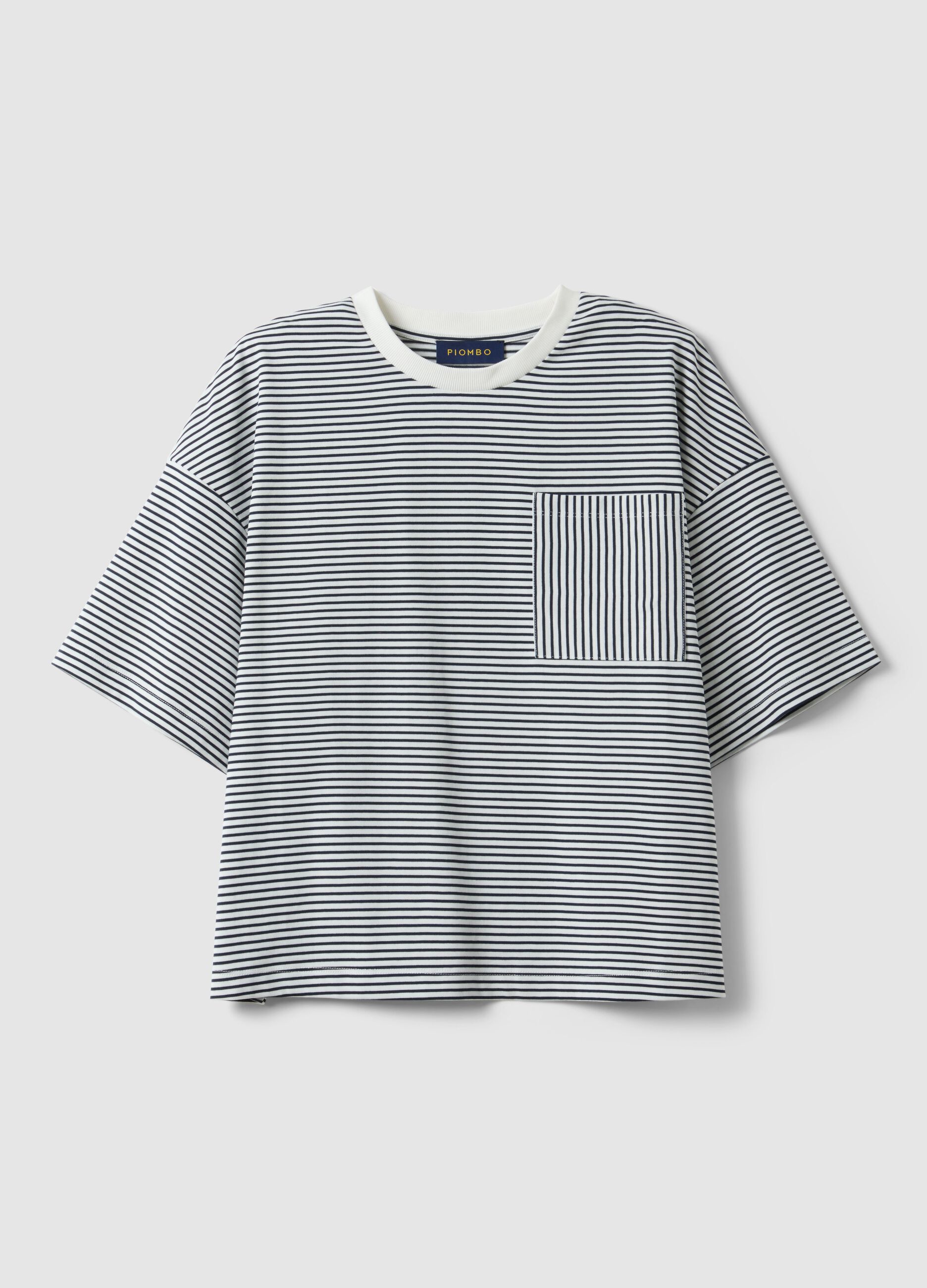 T-shirt in misto cotone a righe multicolor regular fit con tasca