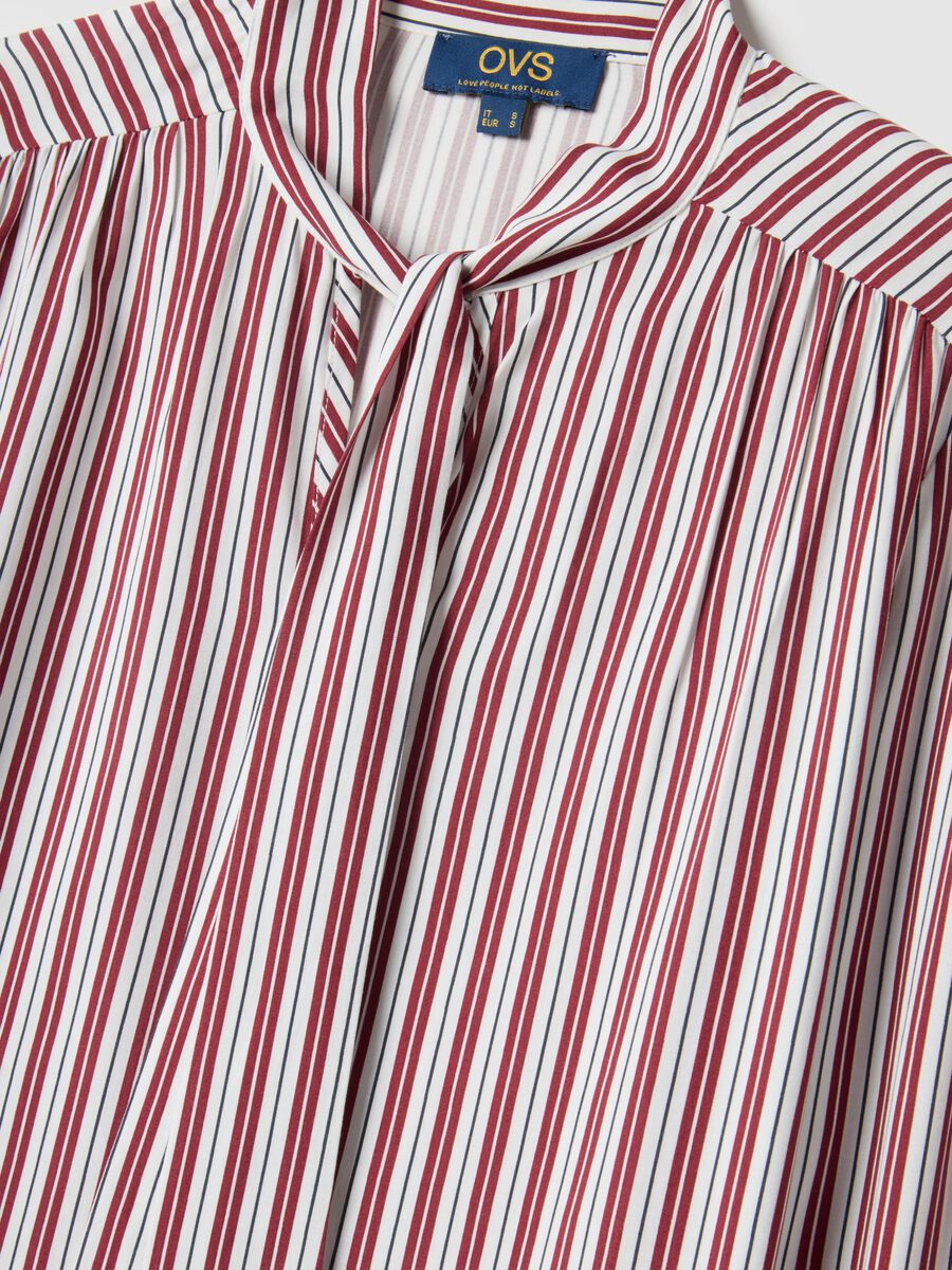 Regular red shirt with stripes in pure viscose_5
