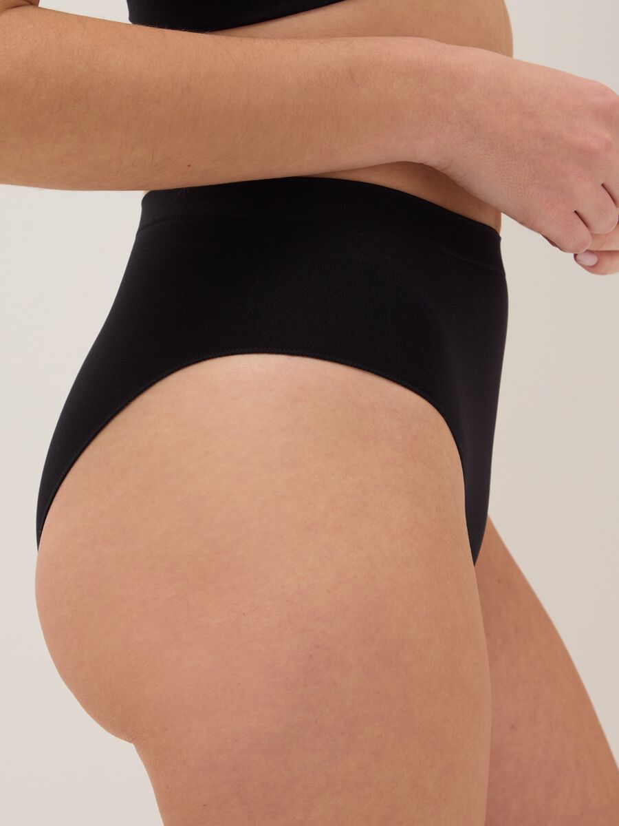 High-waisted briefs in black stretch fabric_3