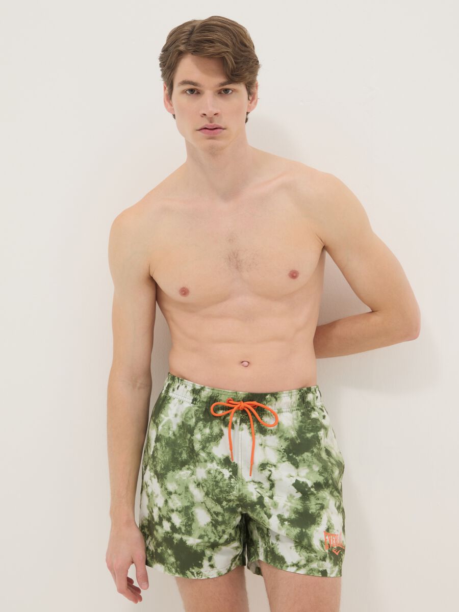 Multicolour regular fit swimming trunks with Everlast print_0