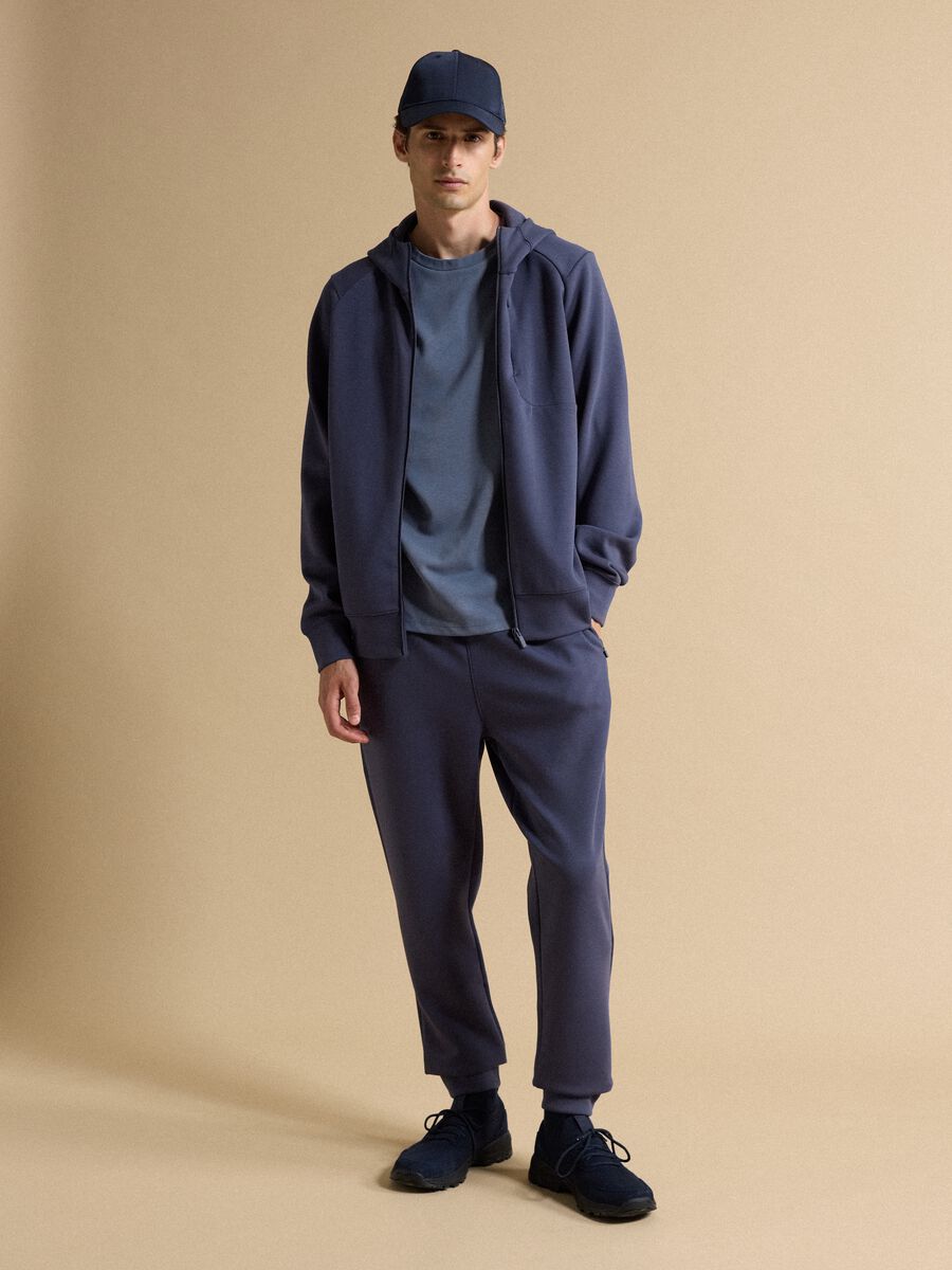 Blue regular-fit joggers in Easy Dry stretch fabric_0