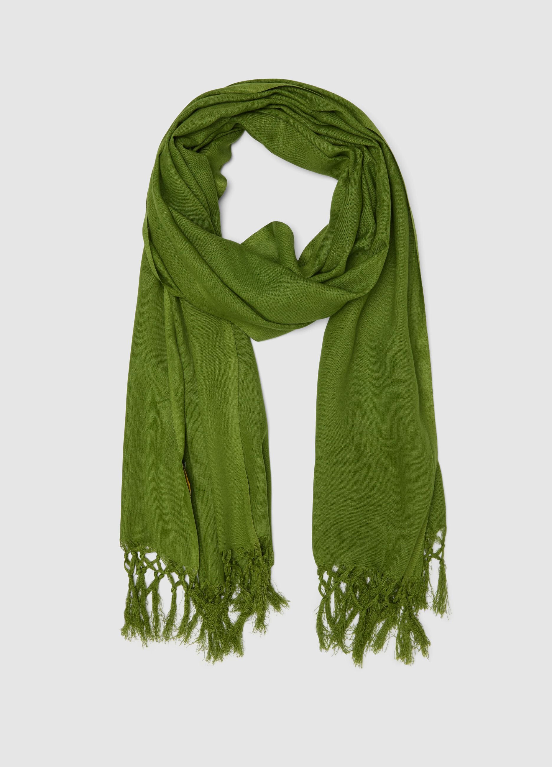 Green viscose and linen blend scarf with fringes