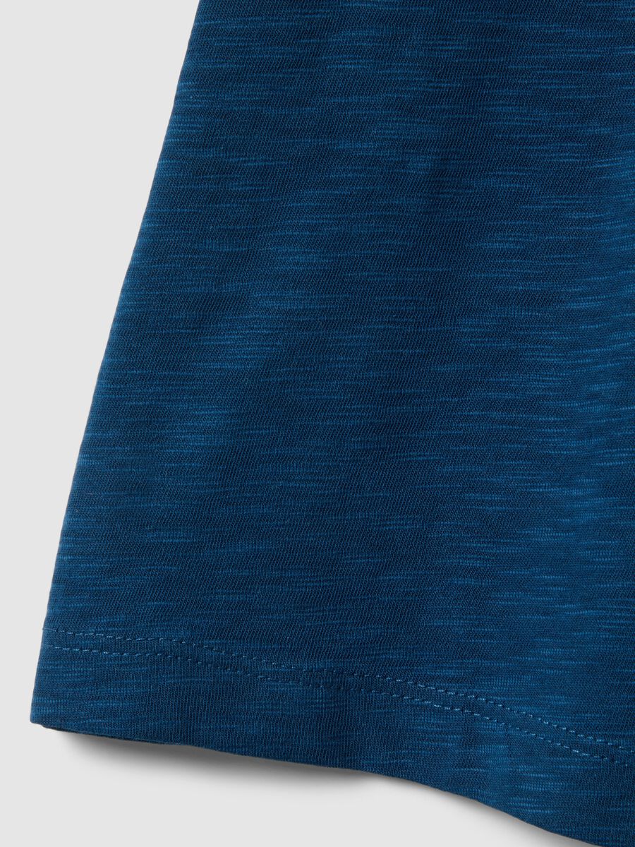 T-shirt girocollo in puro cotone blu da bambino oversize fit_2