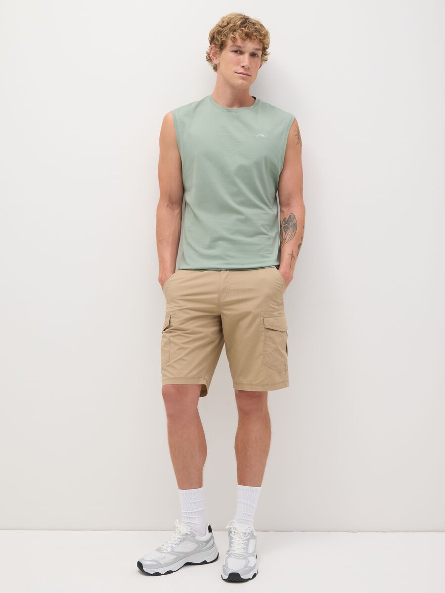 Men&rsquo;s green vest top in 100% cotton with regular fit_1