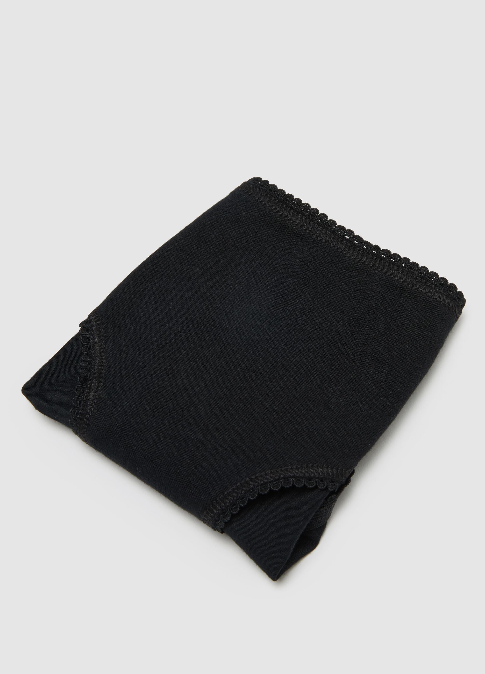 Girl's black cotton stretch regular fit panties