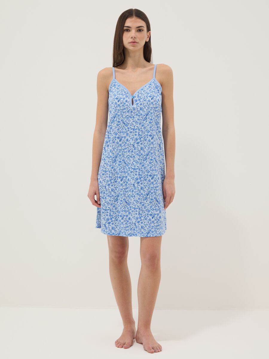 Camicia da notte azzurra in puro cotone con stampa floreale_0