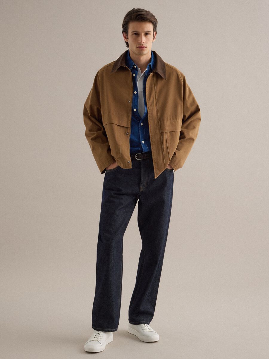 Brown pure cotton regular fit jacket with contrast collar_3