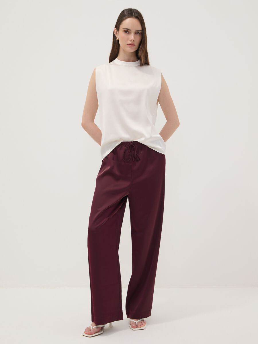 Red wide-leg trousers with regular waist_0