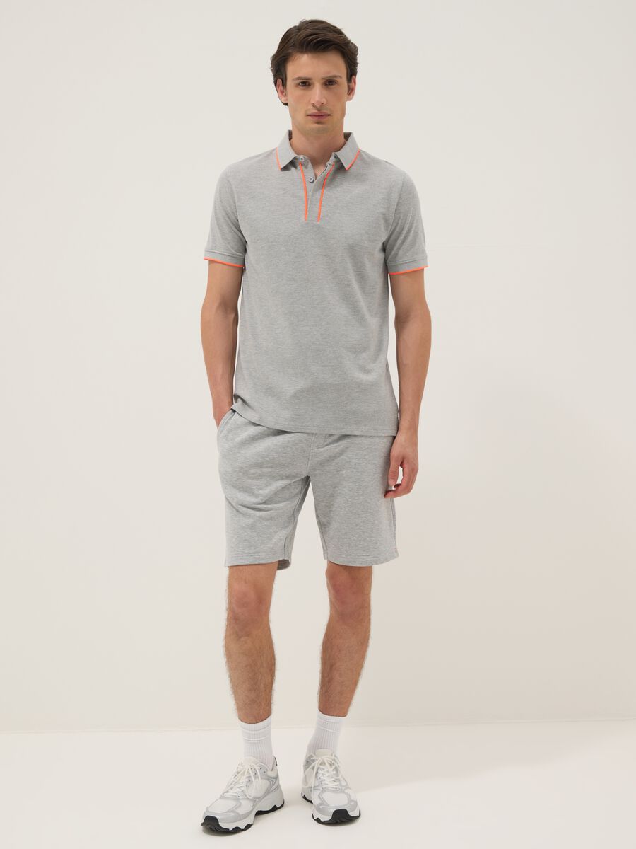 Grey stretch cotton polo with contrast piping_2