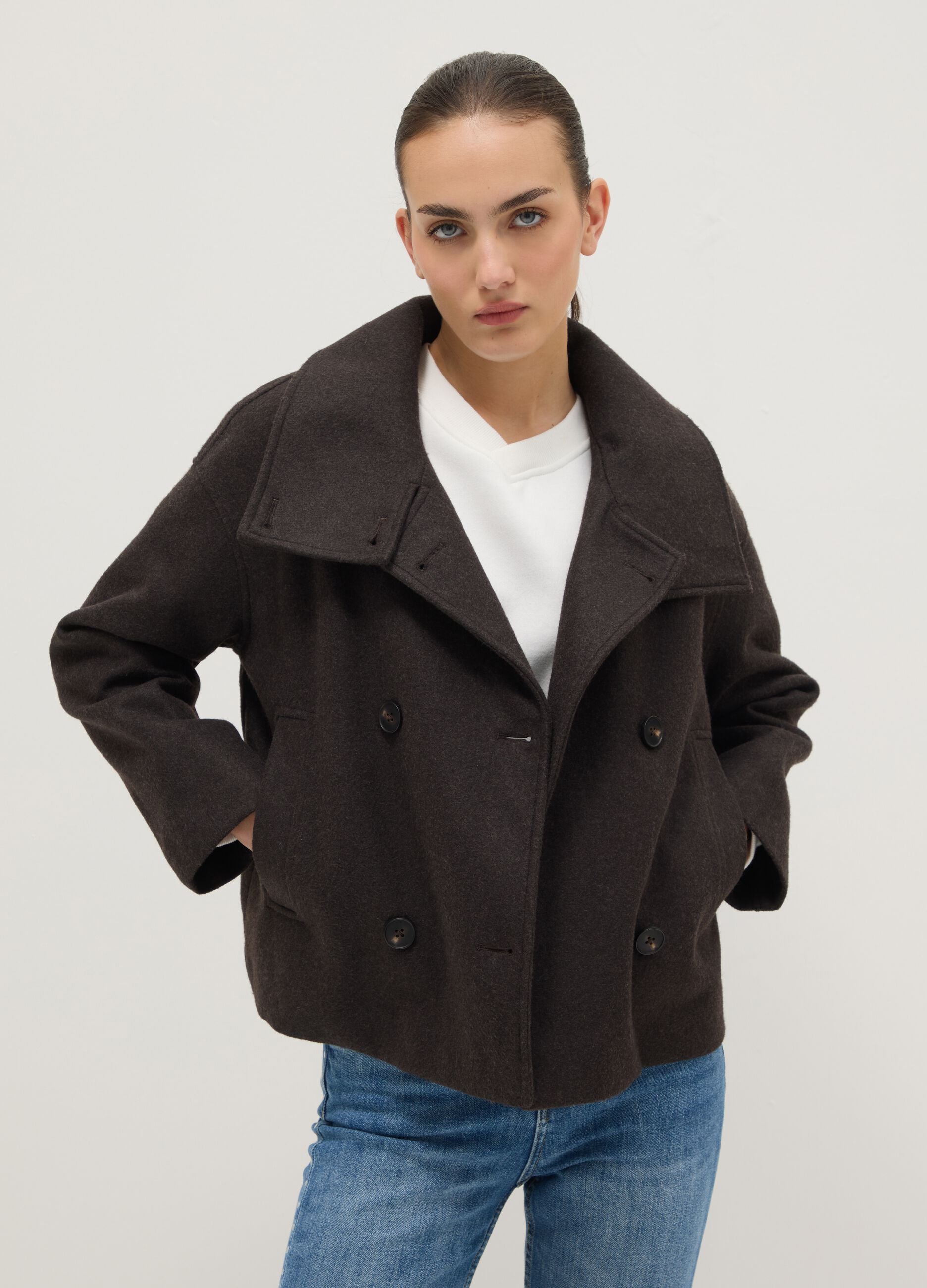 Brown regular fit coat with buttons
