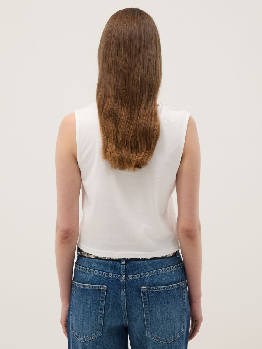 Tank top bianco in puro cotone con ricami floreali_3