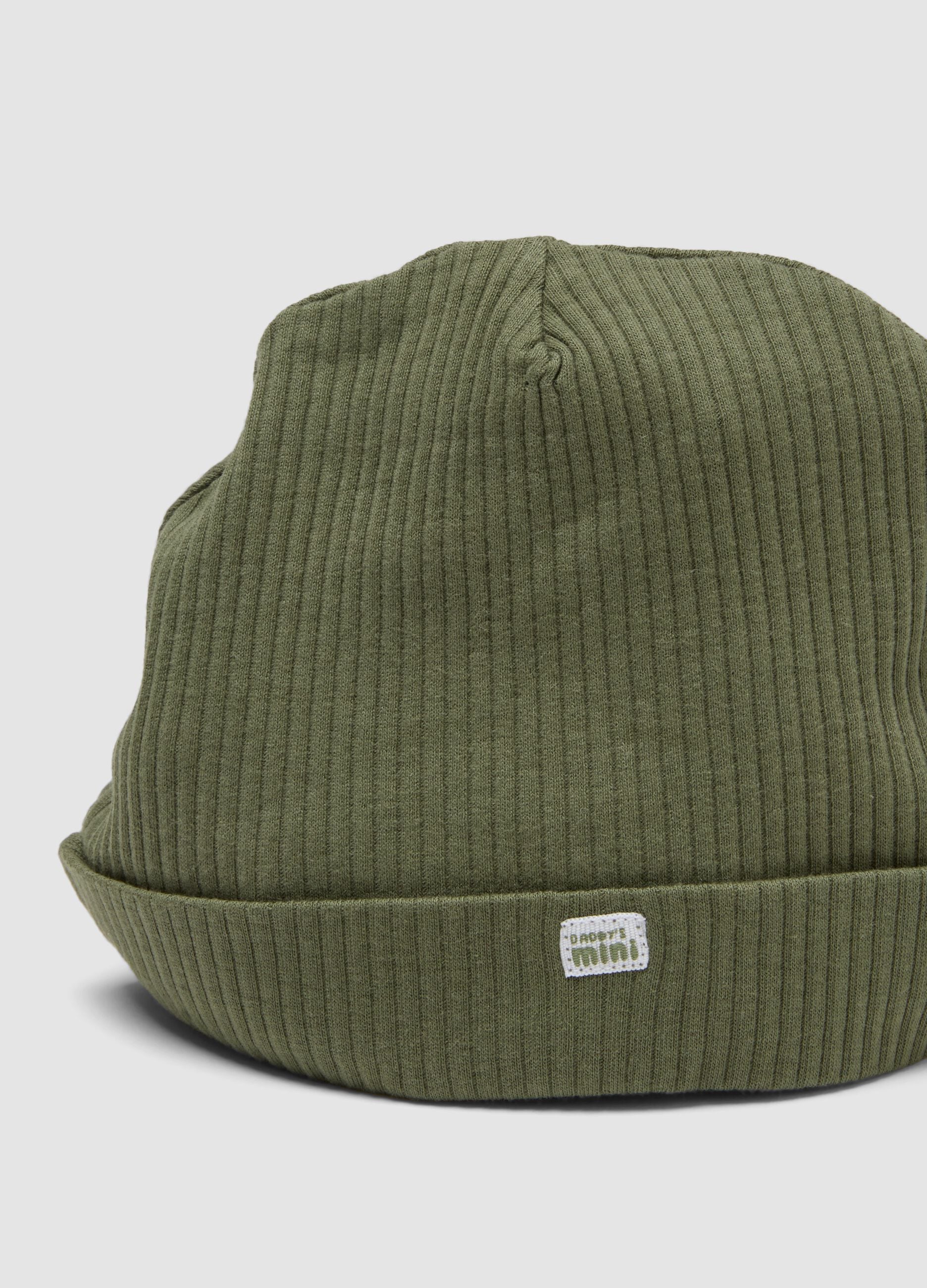Green ribbed organic cotton baby hat