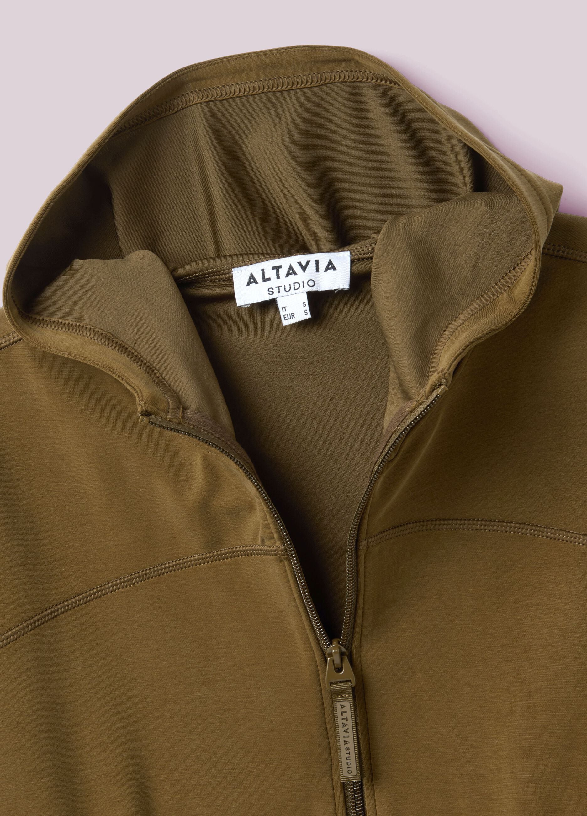 ALTAVIA STUDIO Hooded Full-Zip Crop