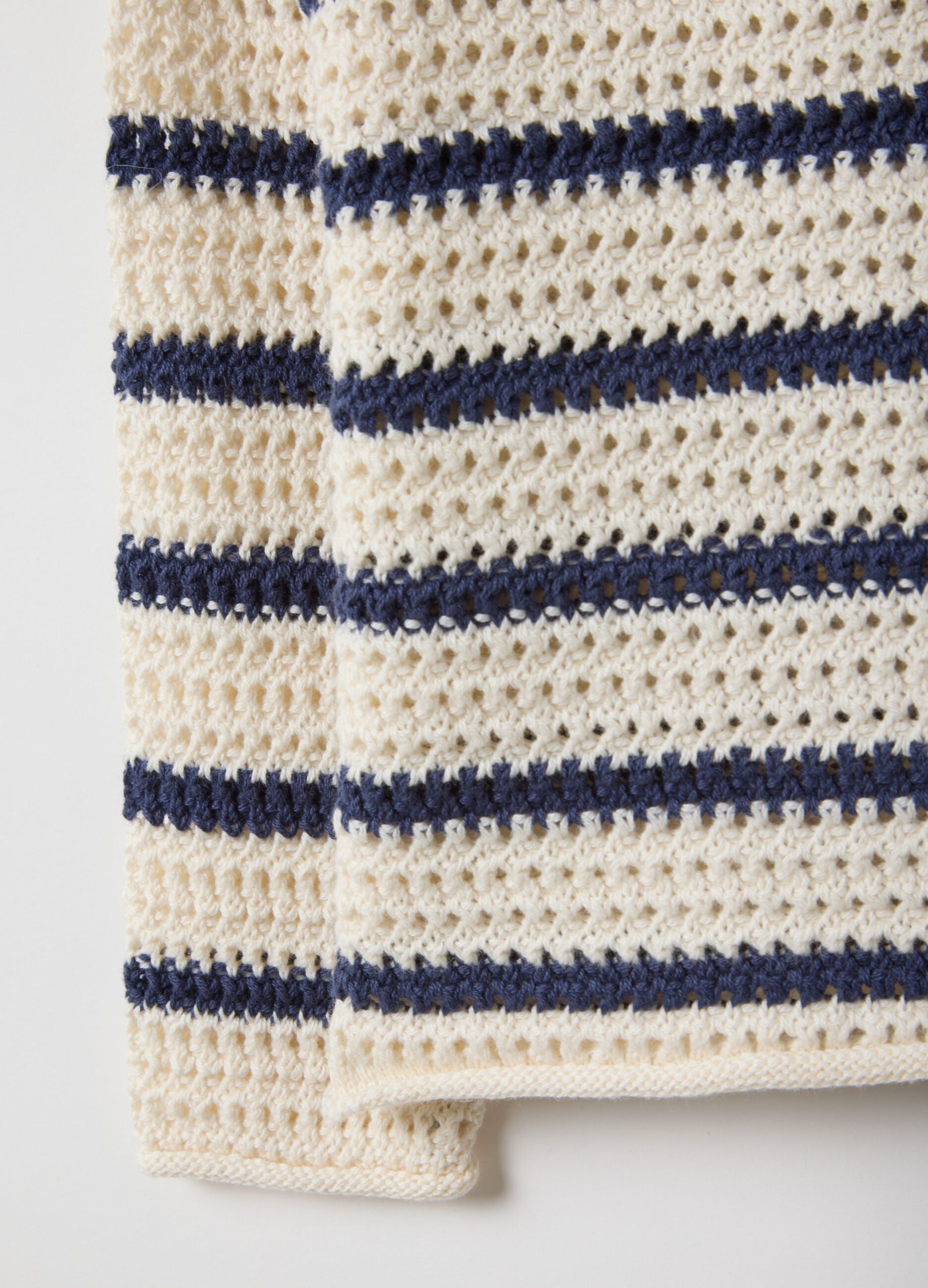 Pure cotton sweater with white and blue stripes regular fit for girls