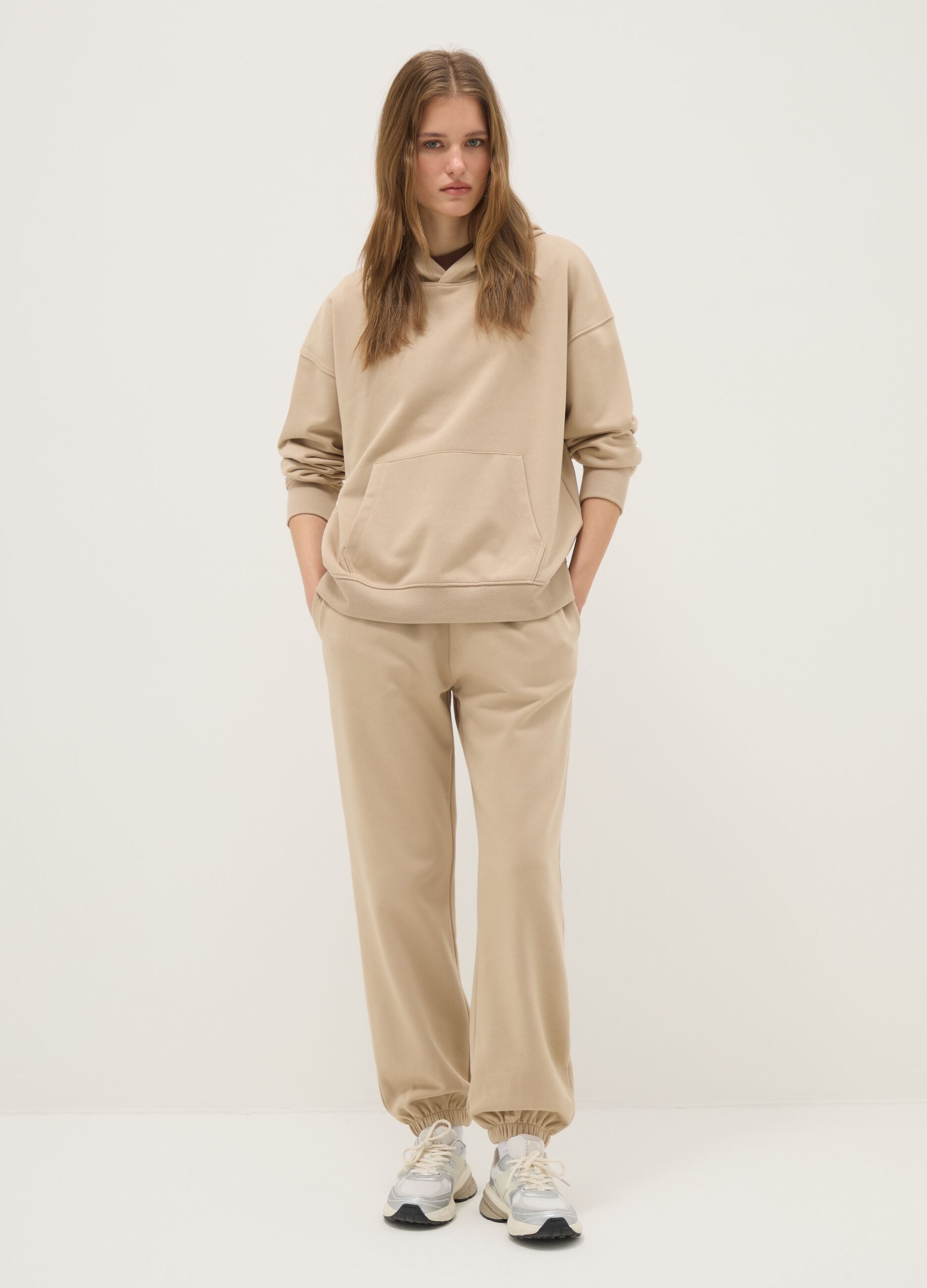 Pantaloni jogger in misto cotone beige regular fit