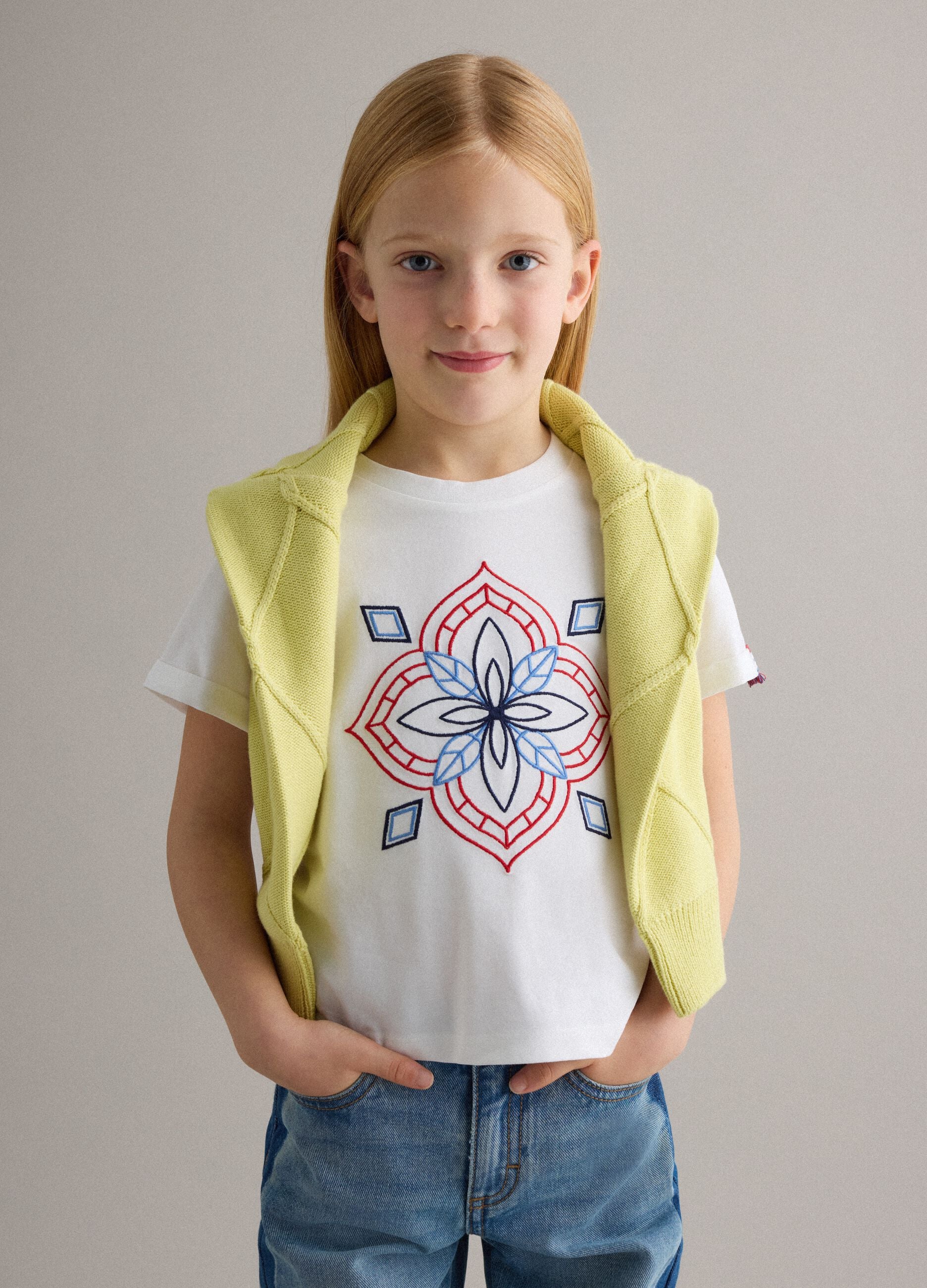 Girls' White Regular Fit Stretch Cotton T-shirt with Print