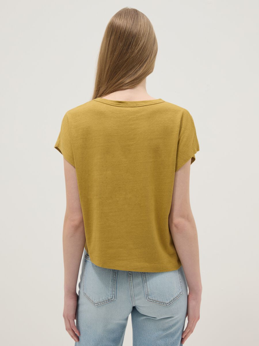 Green regular-fit cotton and linen blend short-sleeve T-shirt_2