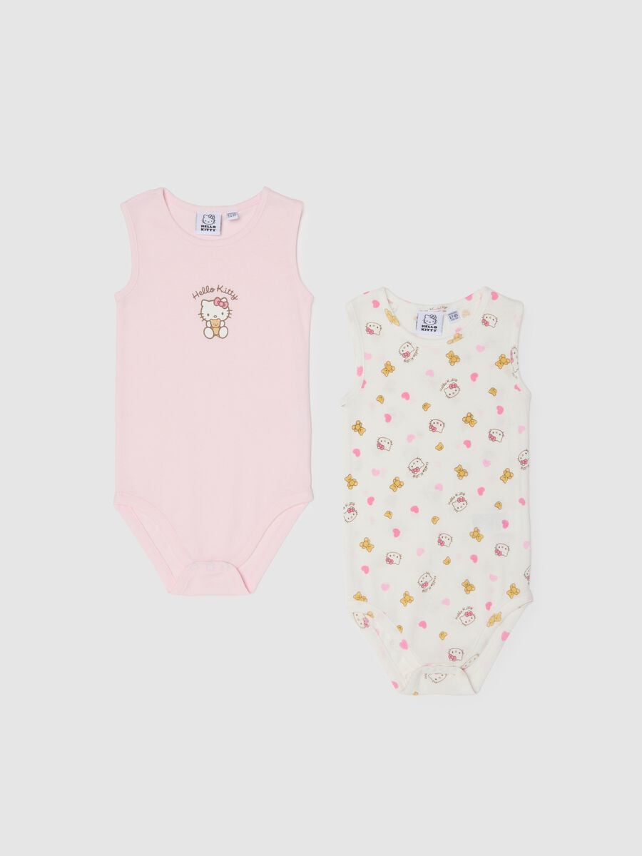 Multicolour cotton sleepsuit set for baby girls with Hello Kitty prints_0