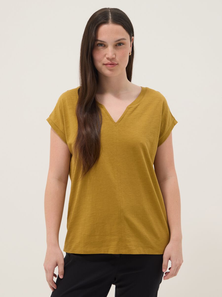 Yellow pure cotton regular fit V-neck T-shirt_0