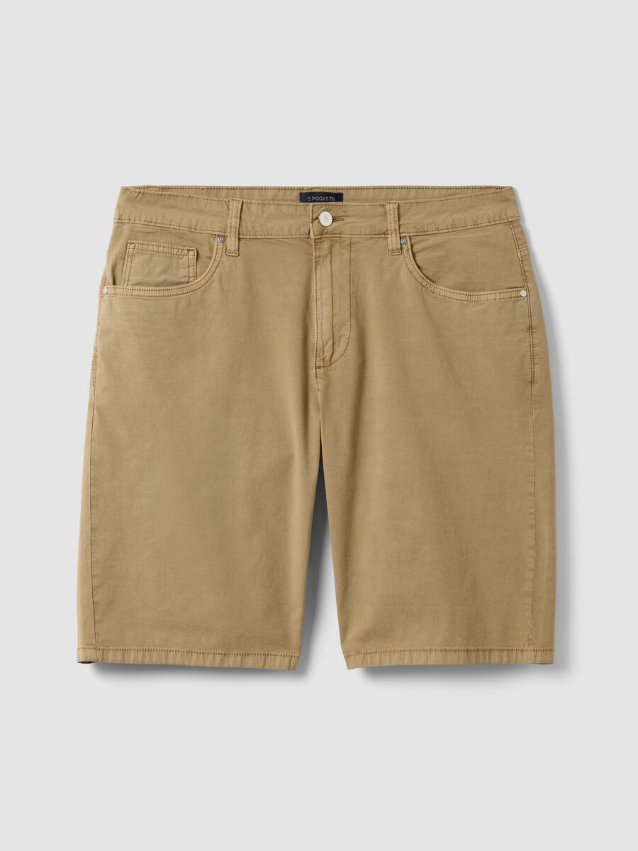 Beige regular-fit stretch cotton Bermuda shorts_4